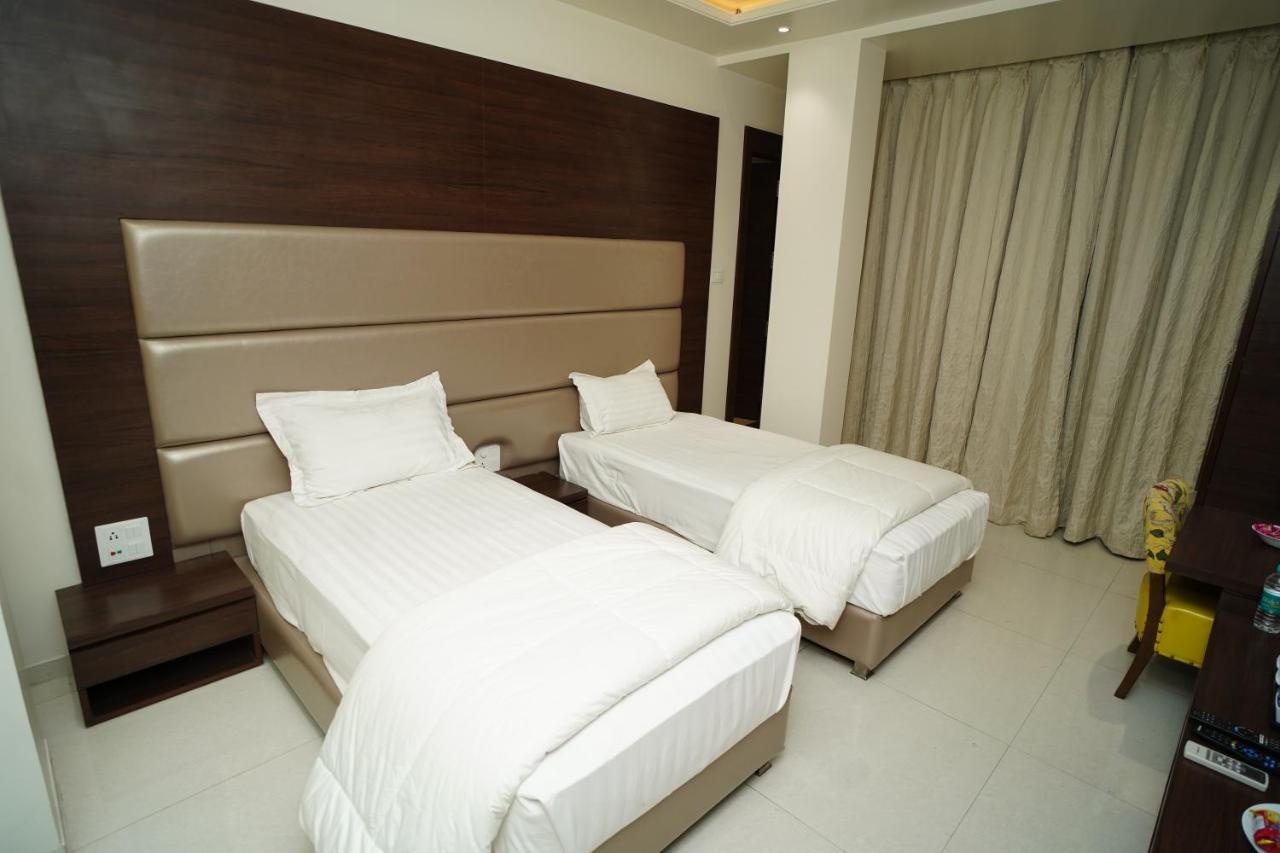 Orange Tree Hotels Нагпур Экстерьер фото
