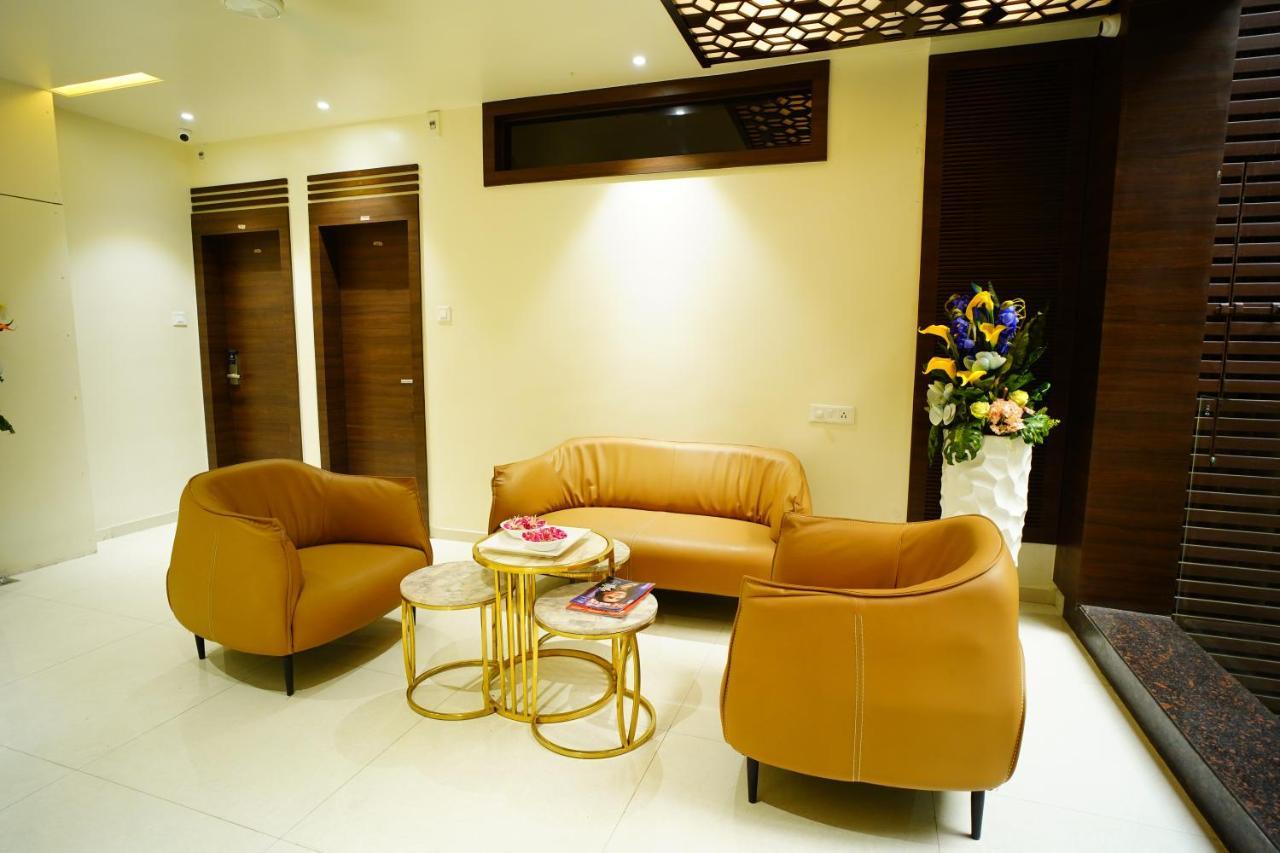 Orange Tree Hotels Нагпур Экстерьер фото